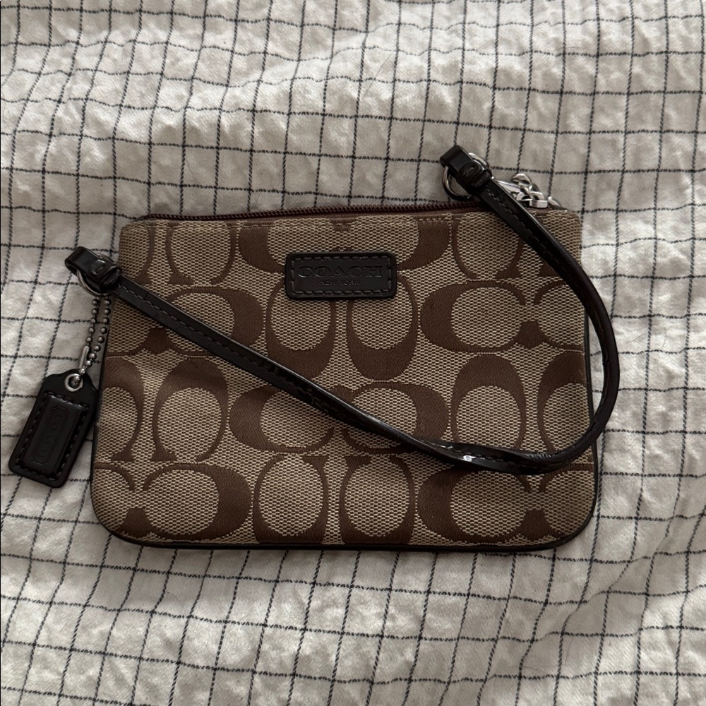 Wristlet